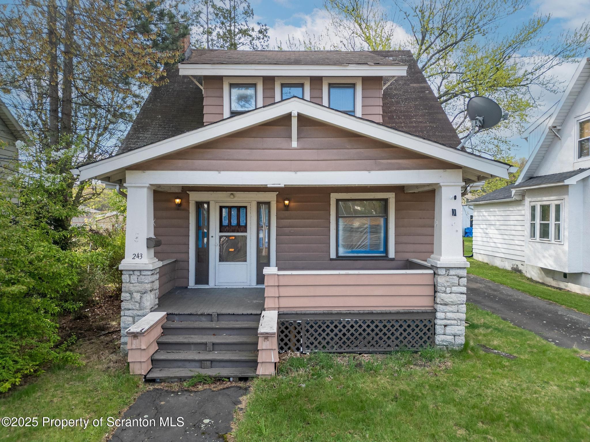 Main St, Archbald, PA 18403