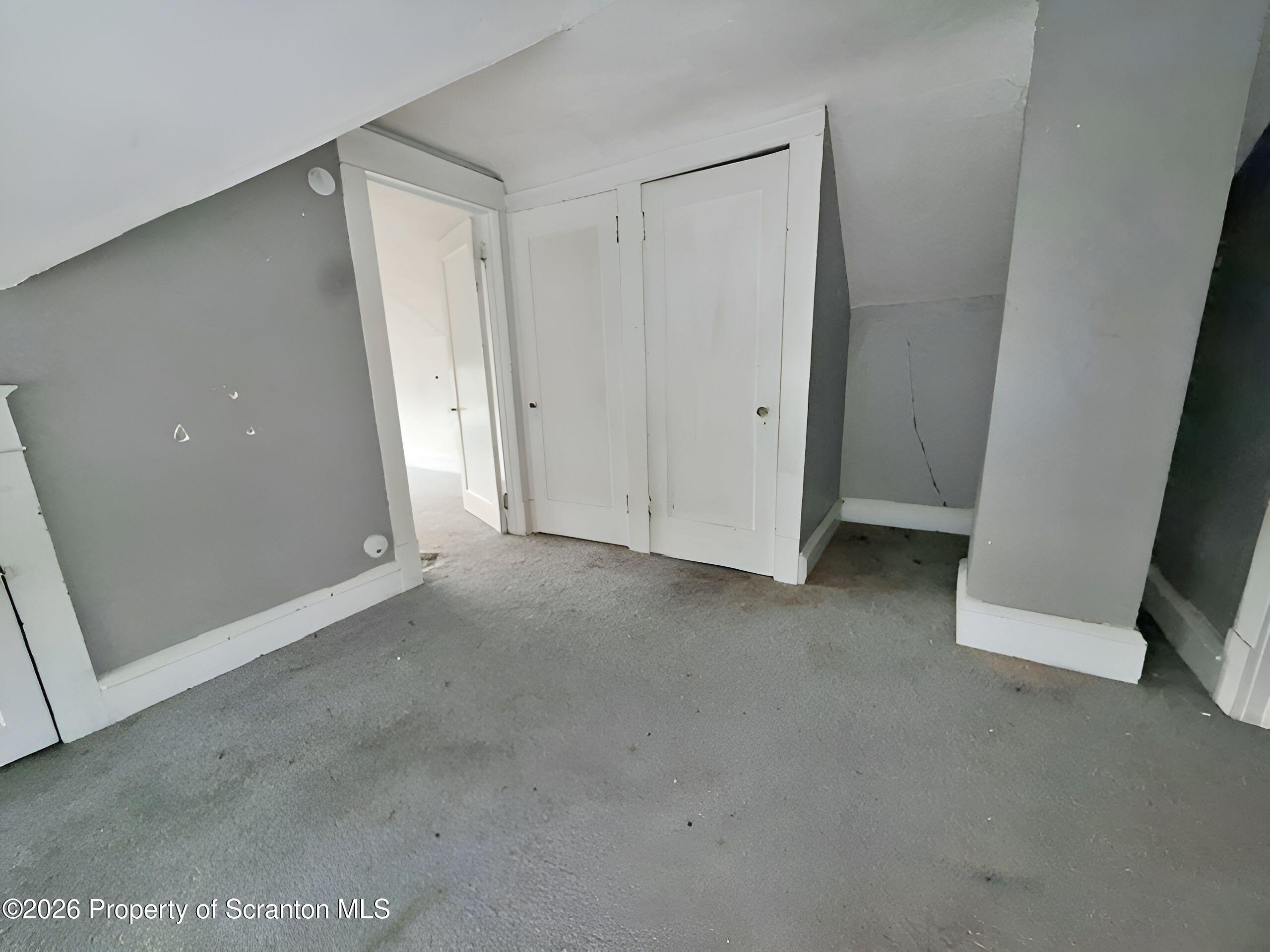 Farr St, Scranton, PA 18504