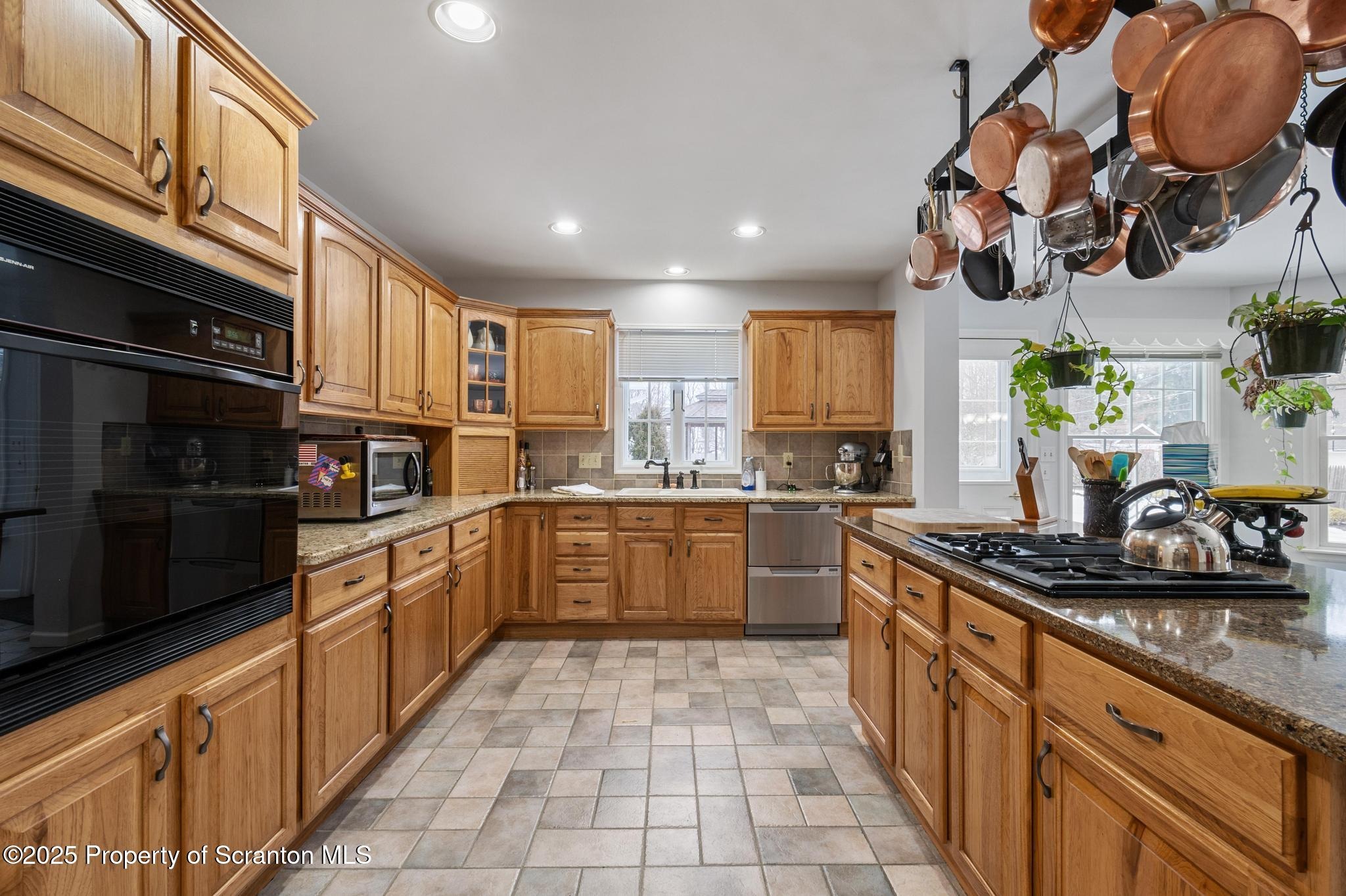 Abington Rd, Clarks Green, PA 18411 #1