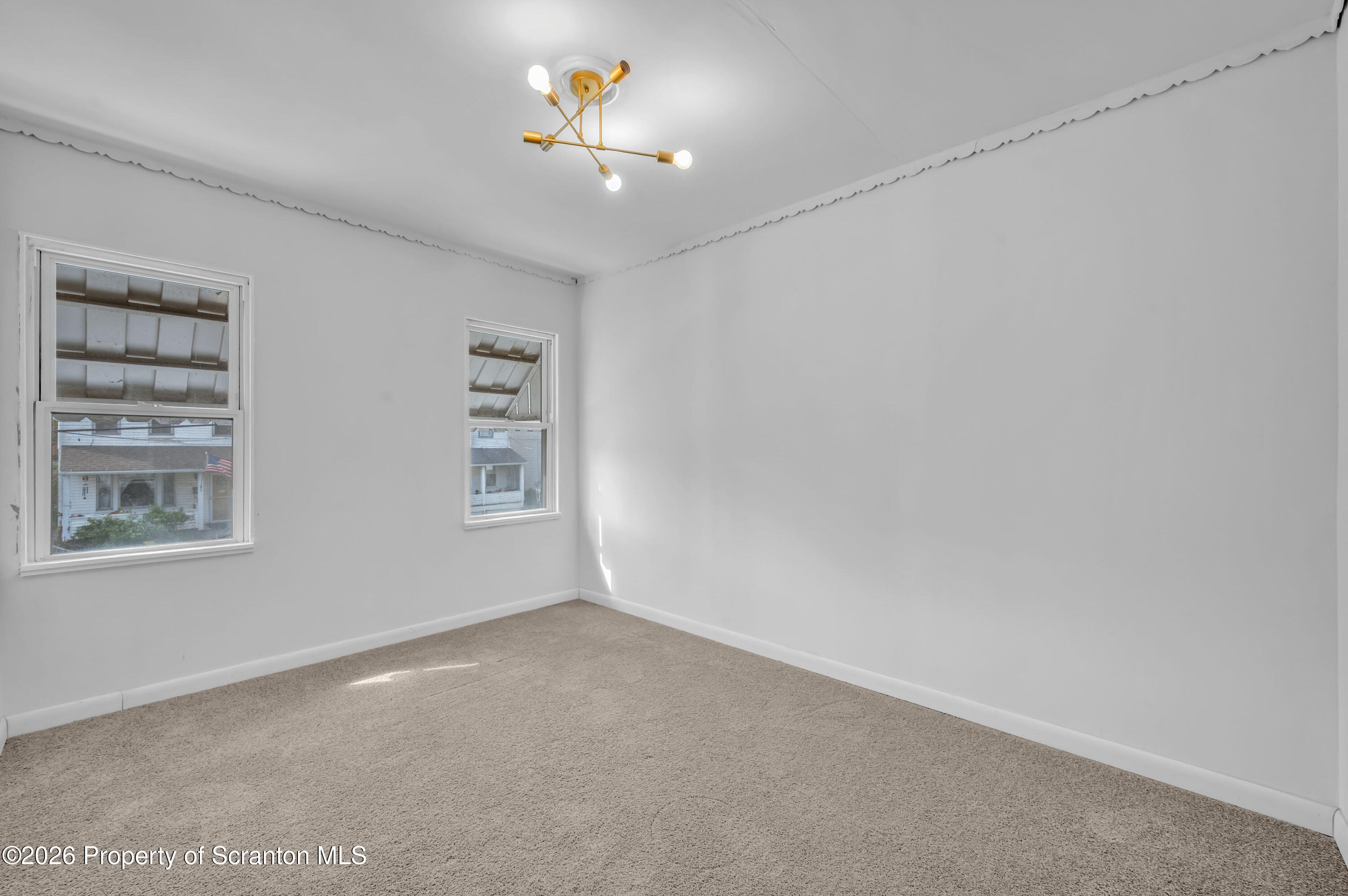 Green St, Ashley, PA 18706