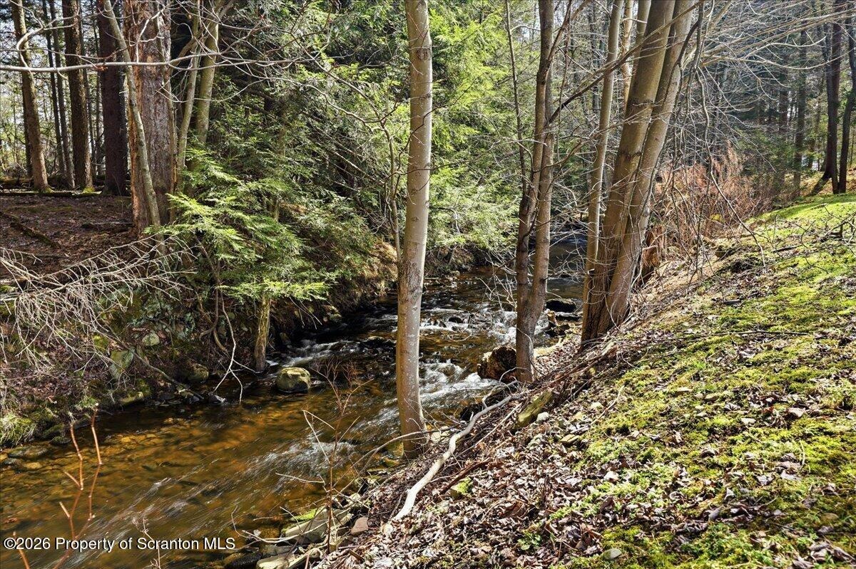 Tobyhanna Rd, Gouldsboro, PA 18424