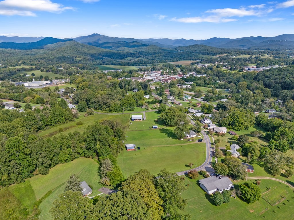 Hiawassee St, Hayesville, NC 28904 #1