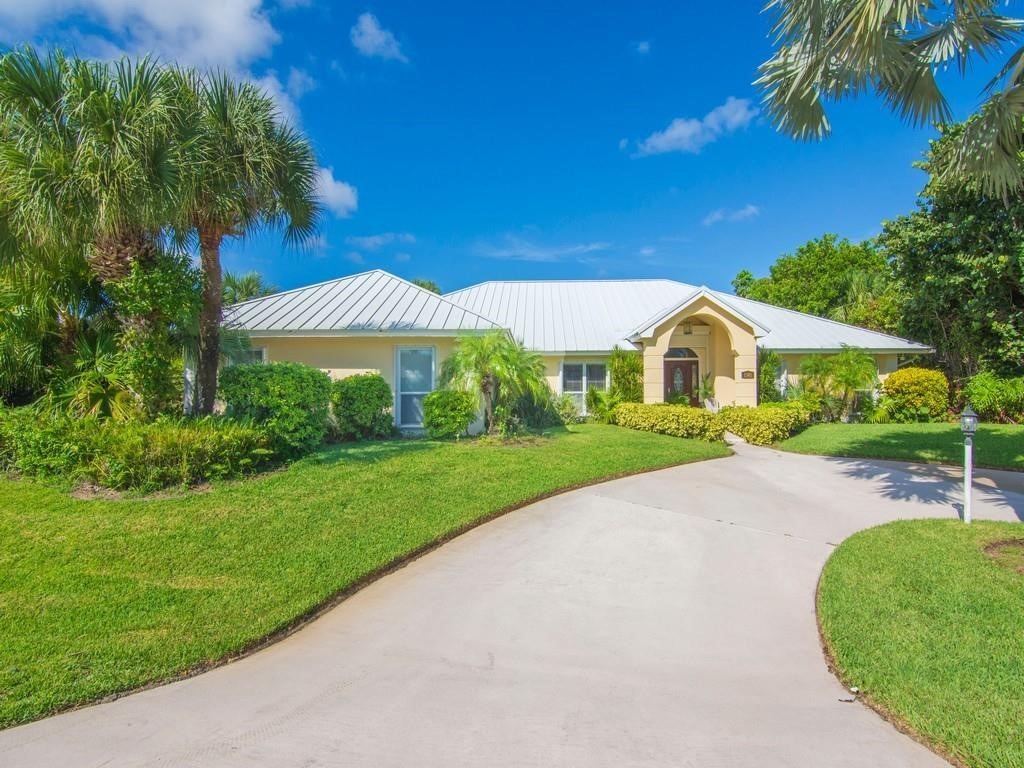 Spanish Lace Ln, Vero Beach, FL 32963