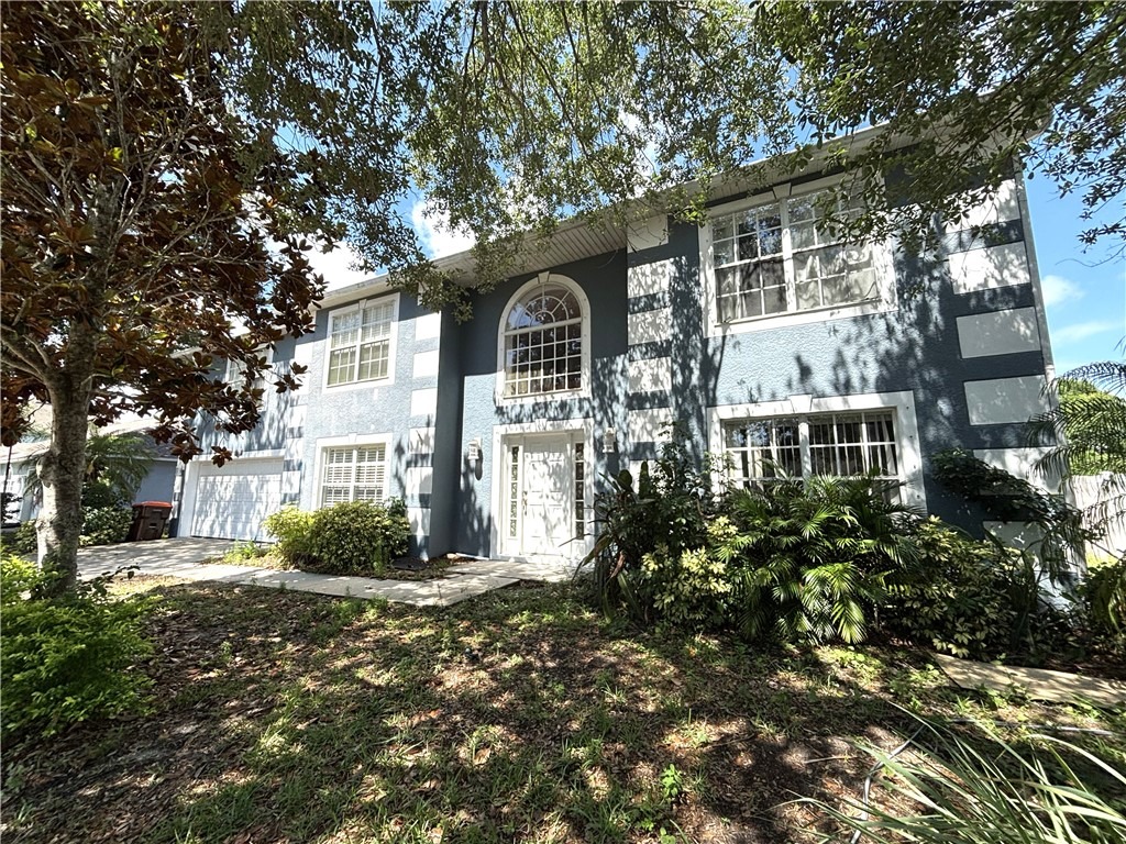 Ridge Lake Cir, Vero Beach, FL 32967