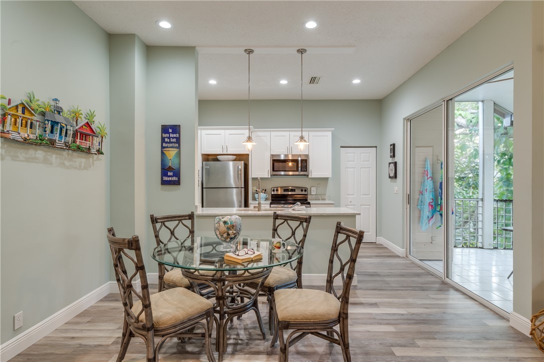 Winding Oaks Cir, Vero Beach, FL 32963 #1