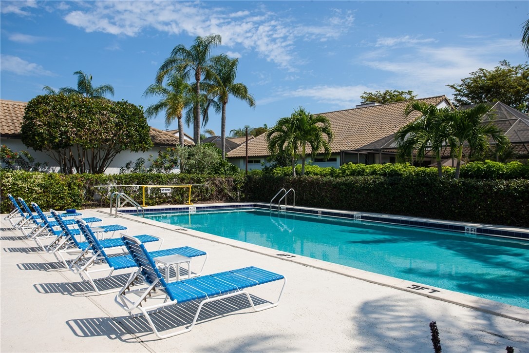 Via Fuentes , Vero Beach, FL 32963