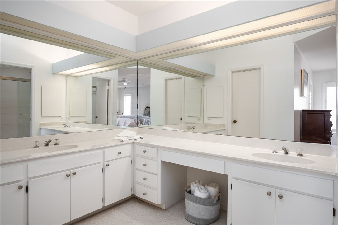 Via Fuentes , Vero Beach, FL 32963