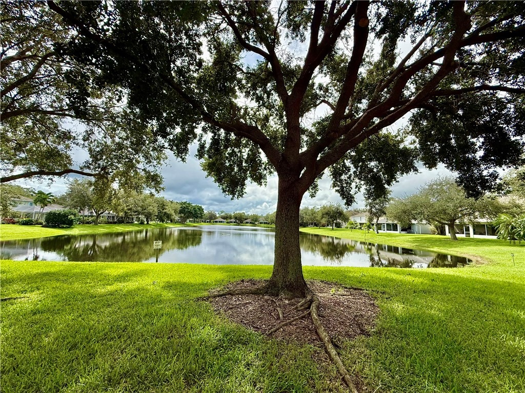 12th Sq, Vero Beach, FL 32968
