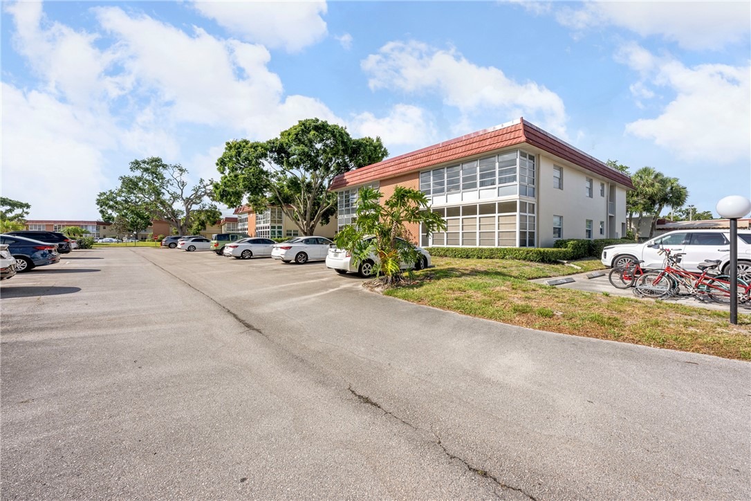 Pine Arbor Ln, Vero Beach, FL 32962 #1