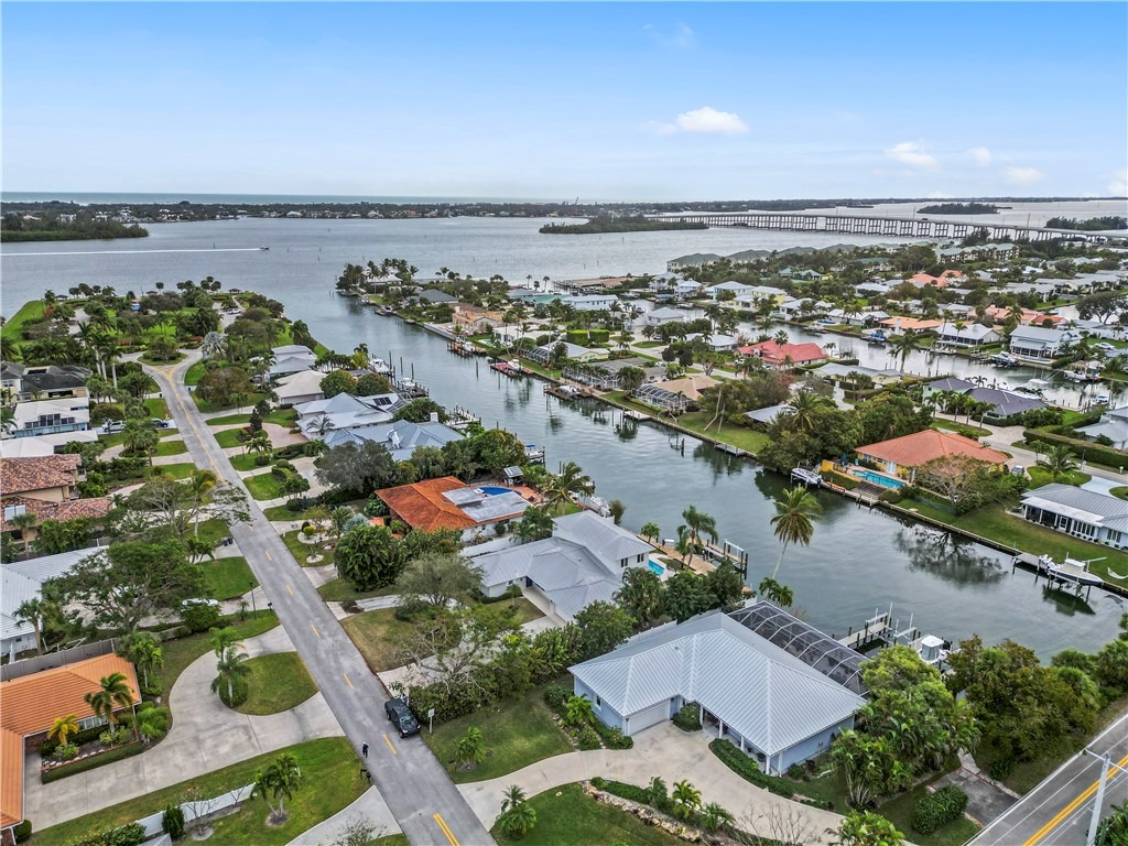 Park Ave, Vero Beach, FL 32960