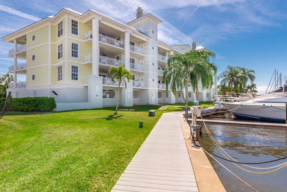 Front St, Melbourne, FL 32901