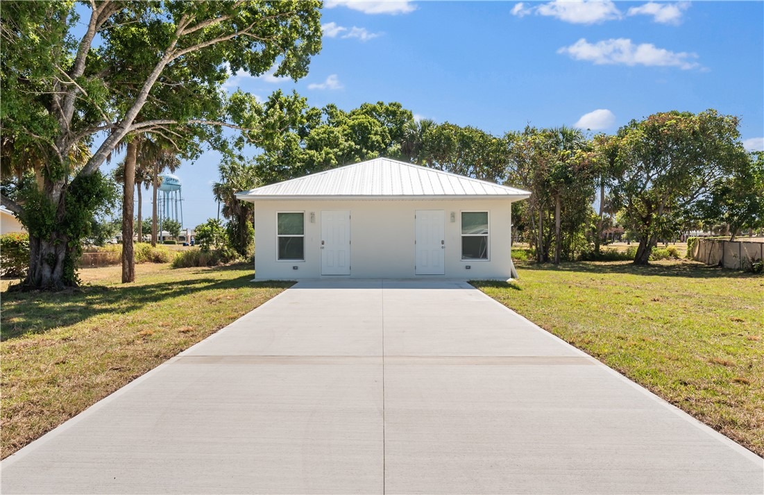 30th Ave, Vero Beach, FL 32967