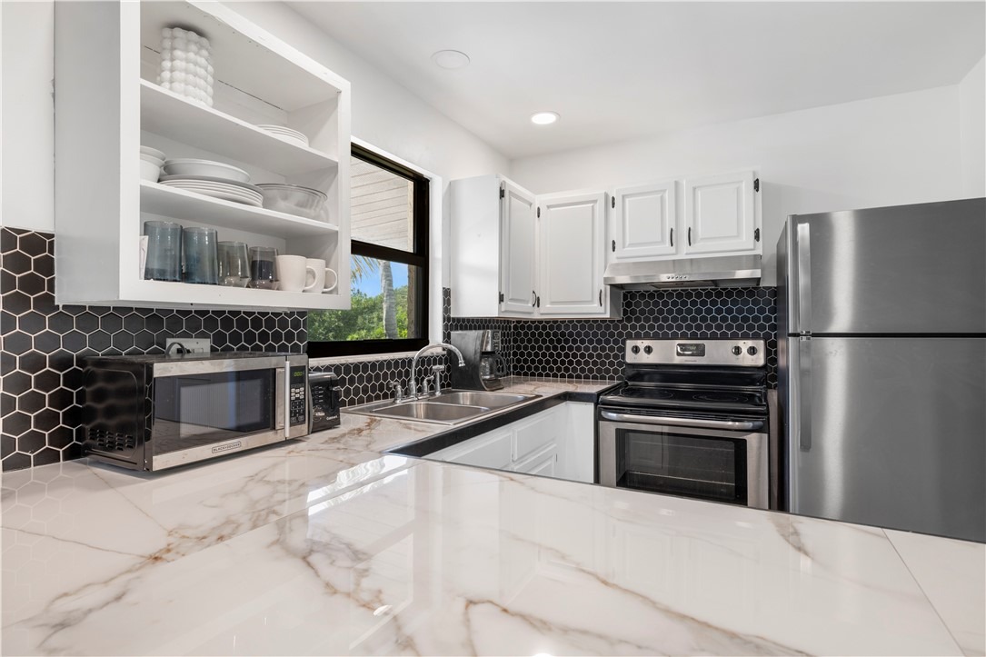 Atlantic Beach Blvd, Hutchinson Island, FL 34949