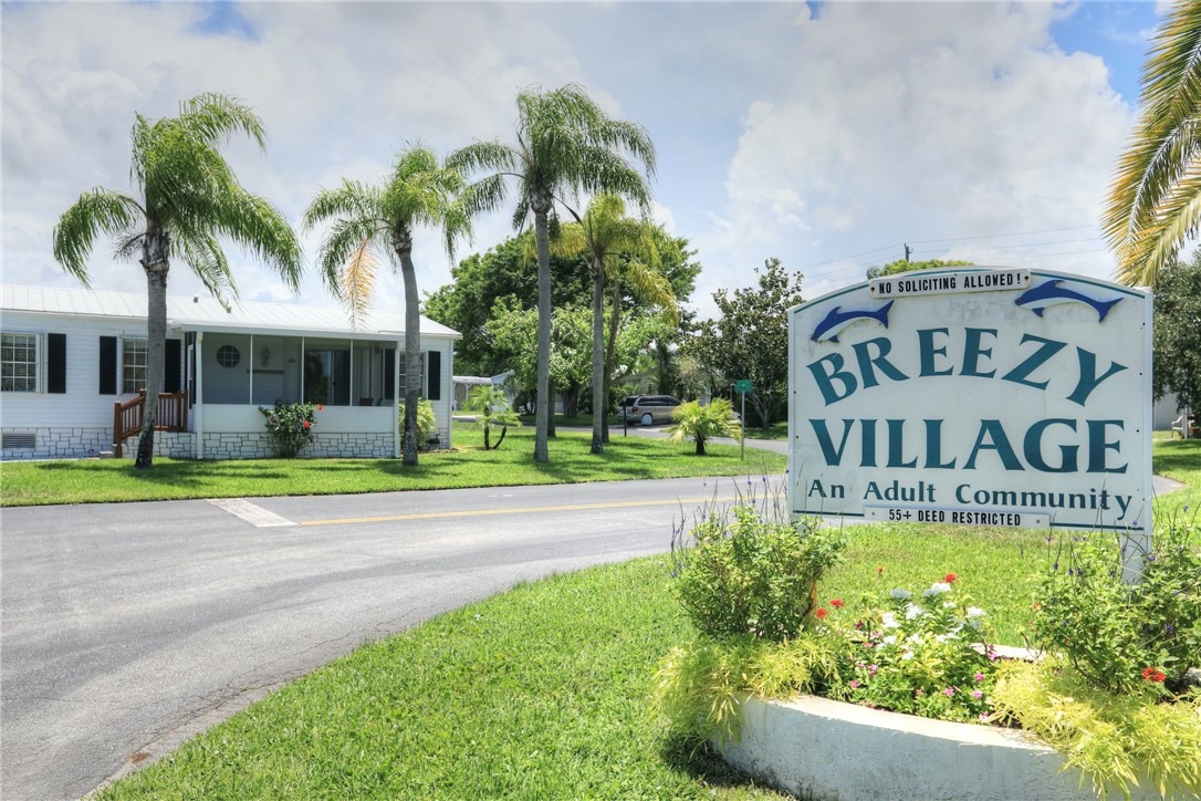 61st Ter, Sebastian, FL 32958