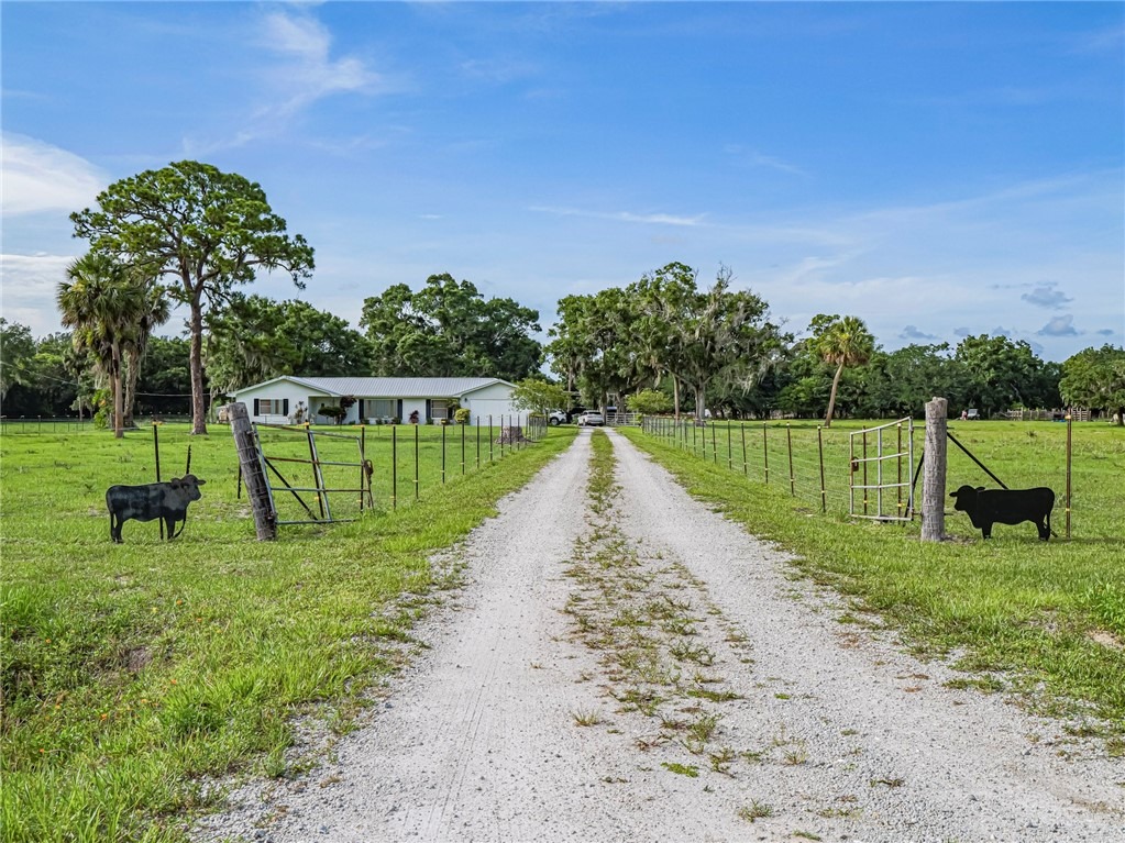 93rd St, Fellsmere, FL 32948 #1