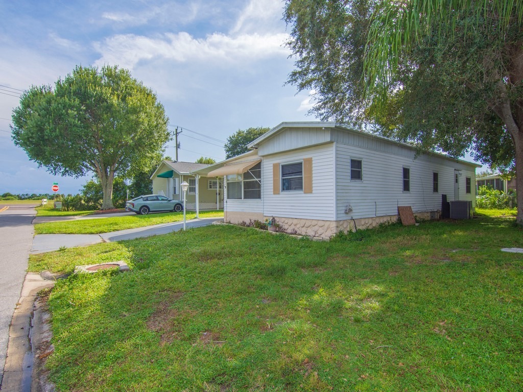 Lark Dr, Sebastian, FL 32976