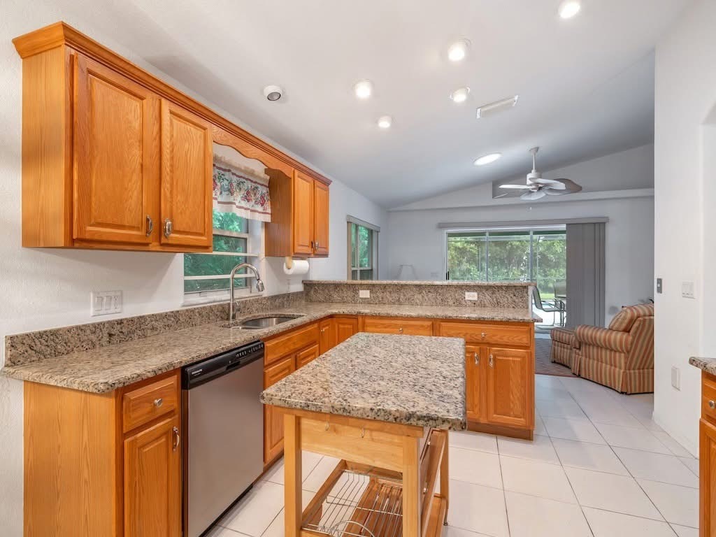 39th Ln, Vero Beach, FL 32966 #1