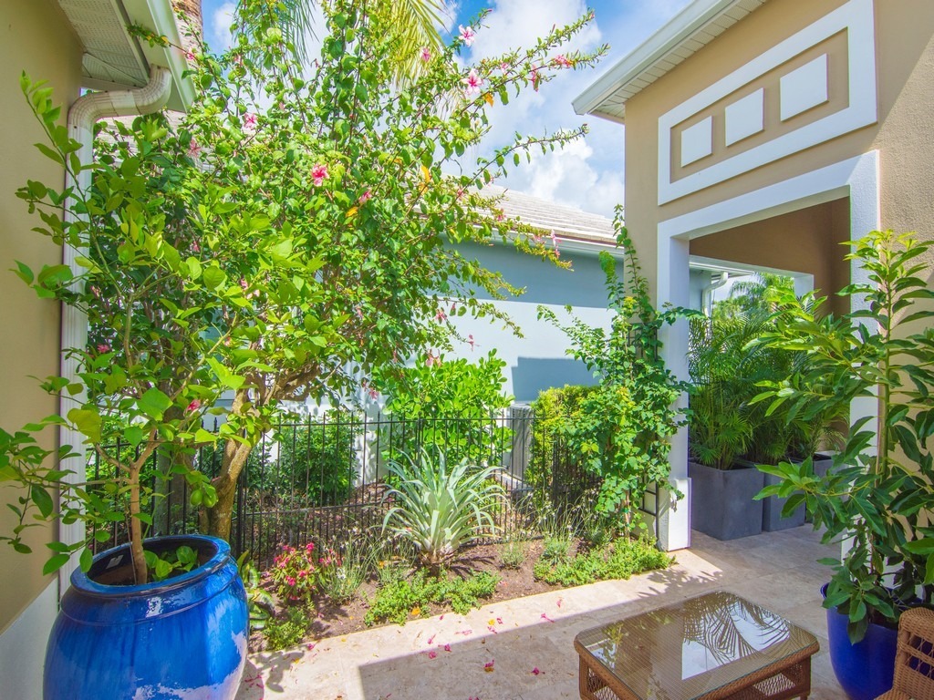 Saint Georges Ln, Vero Beach, FL 32967