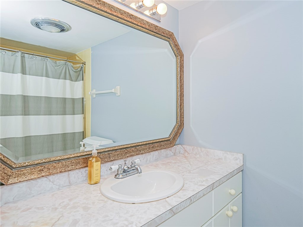 Causeway Blvd, Vero Beach, FL 32963
