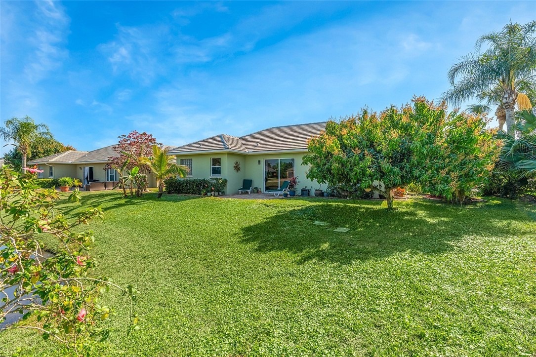 Brae Burn Cir, Vero Beach, FL 32967