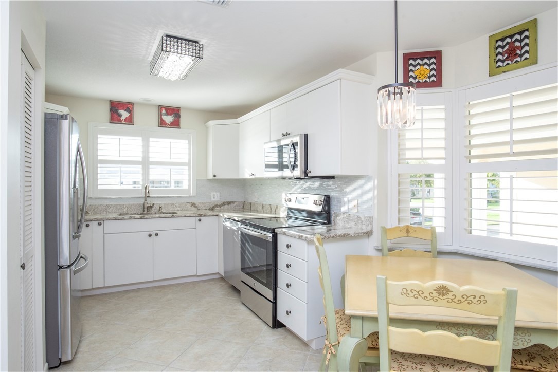 Lake Jasmine Cir, Vero Beach, FL 32962