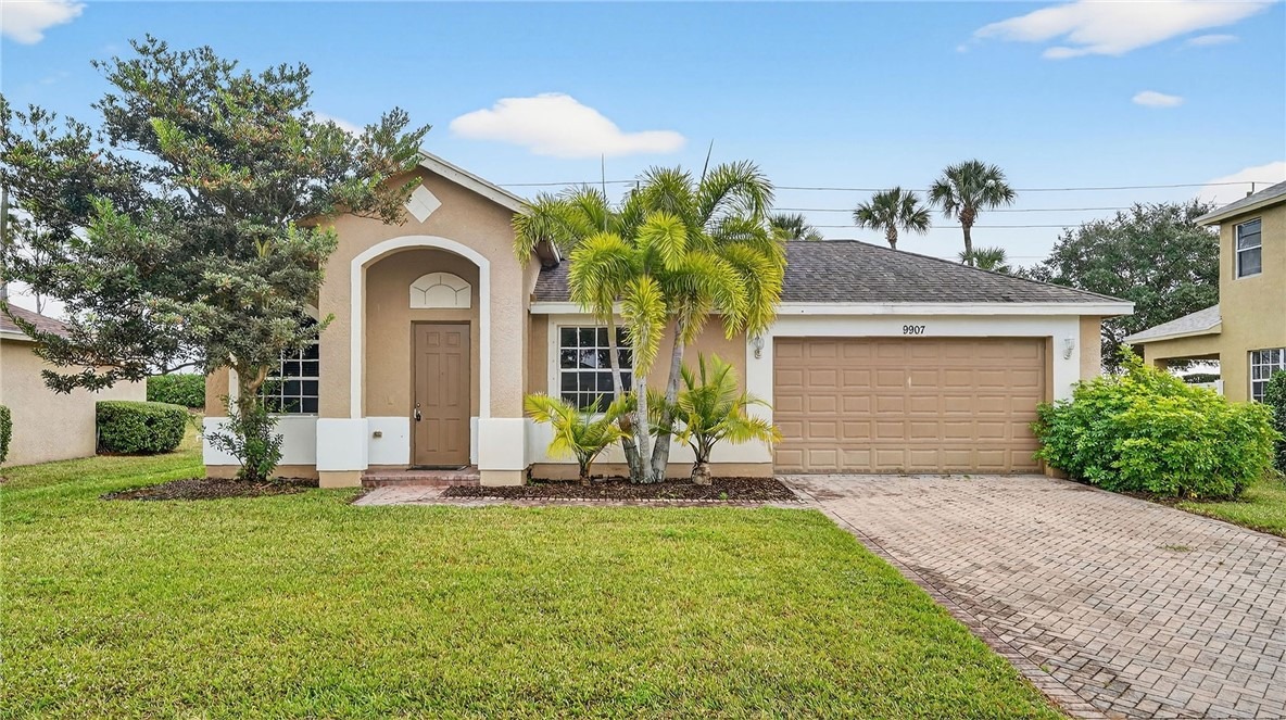 Verona Cir, Vero Beach, FL 32966