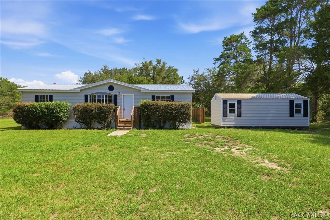 Moonhaze Ct, Crystal River, FL 34428
