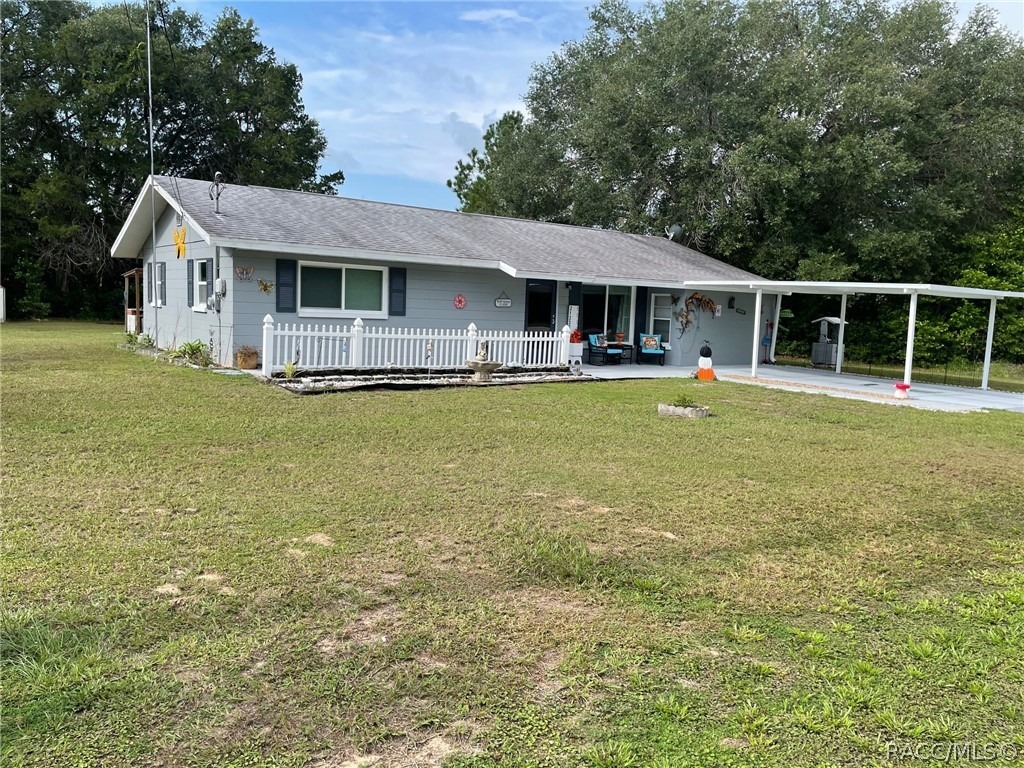 Rainbow Lakes Blvd, Dunnellon, FL 34431