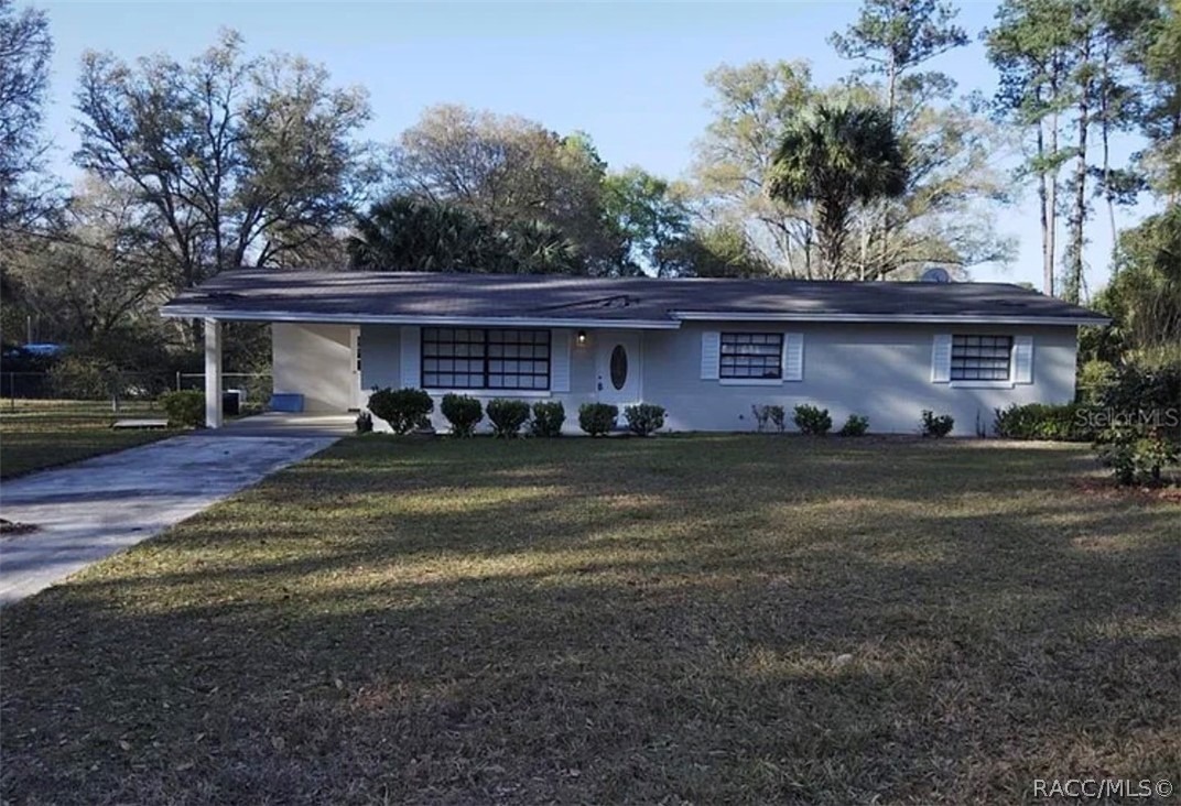 145th St, Fort Mc Coy, FL 32134