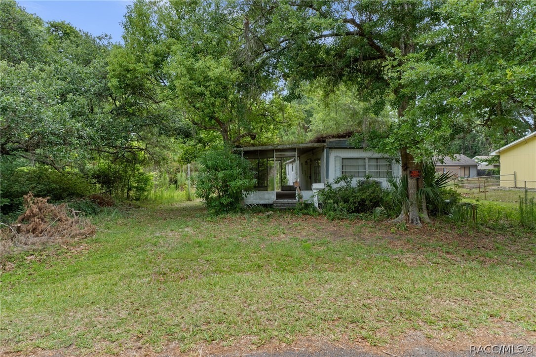 Doe Ln, Homosassa, FL 34448