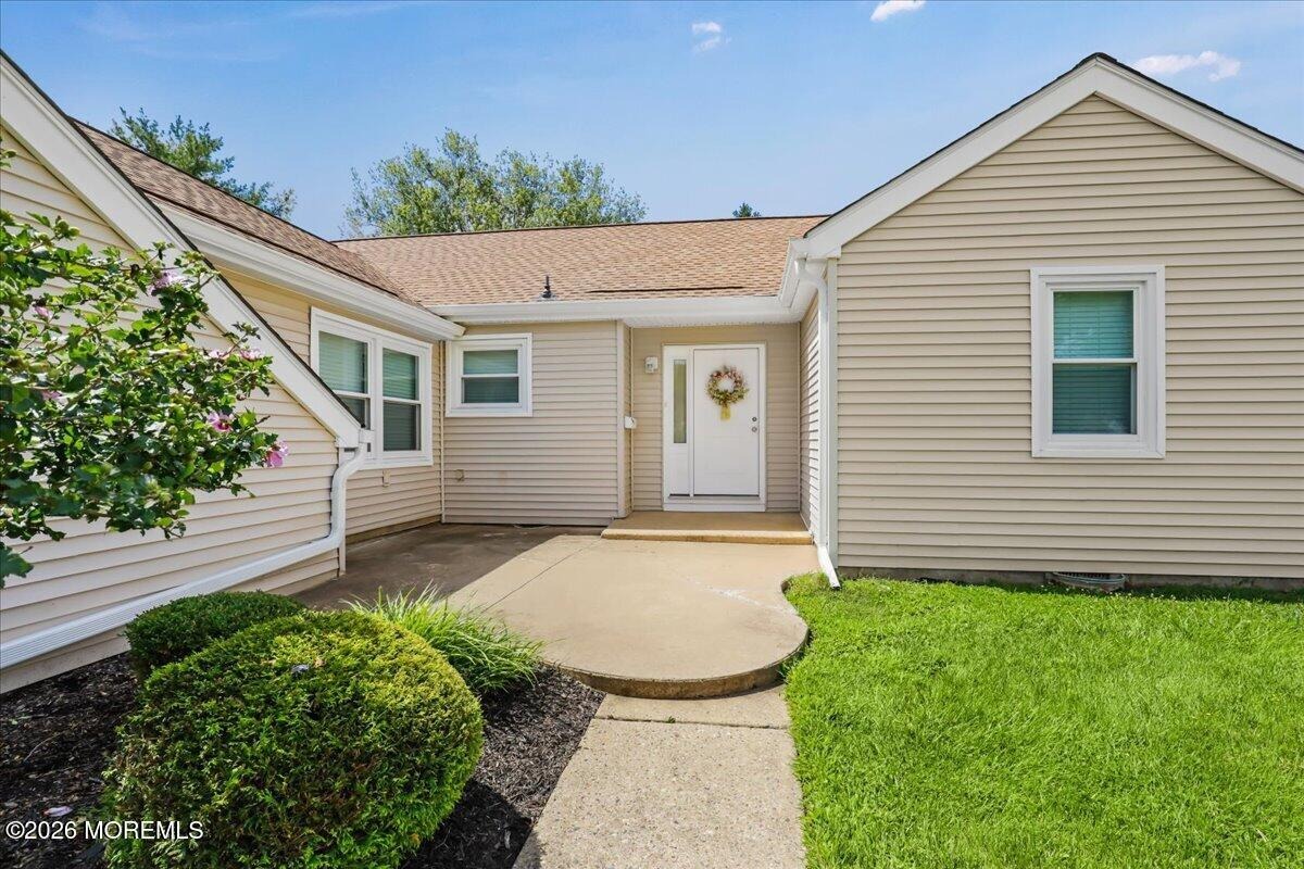 Lowens Strasse , Freehold, NJ 07728 #1