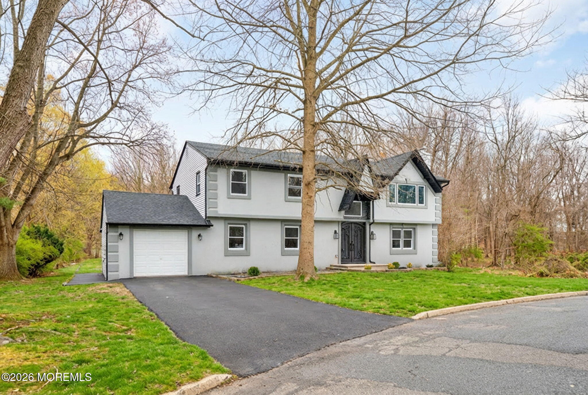 Storer Ct, Morganville, NJ 07751