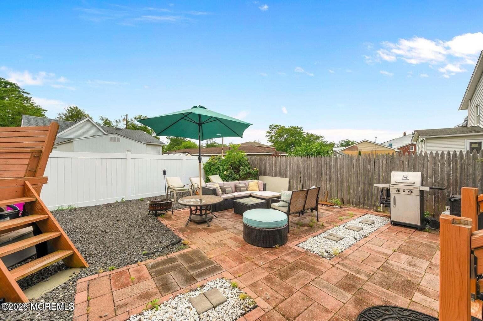 Wood St, Keansburg, NJ 07734