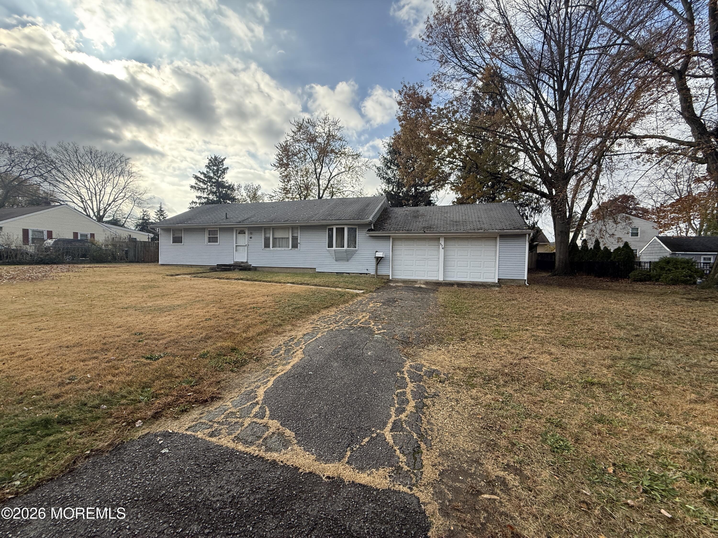 Hopping Rd, Belford, NJ 07718