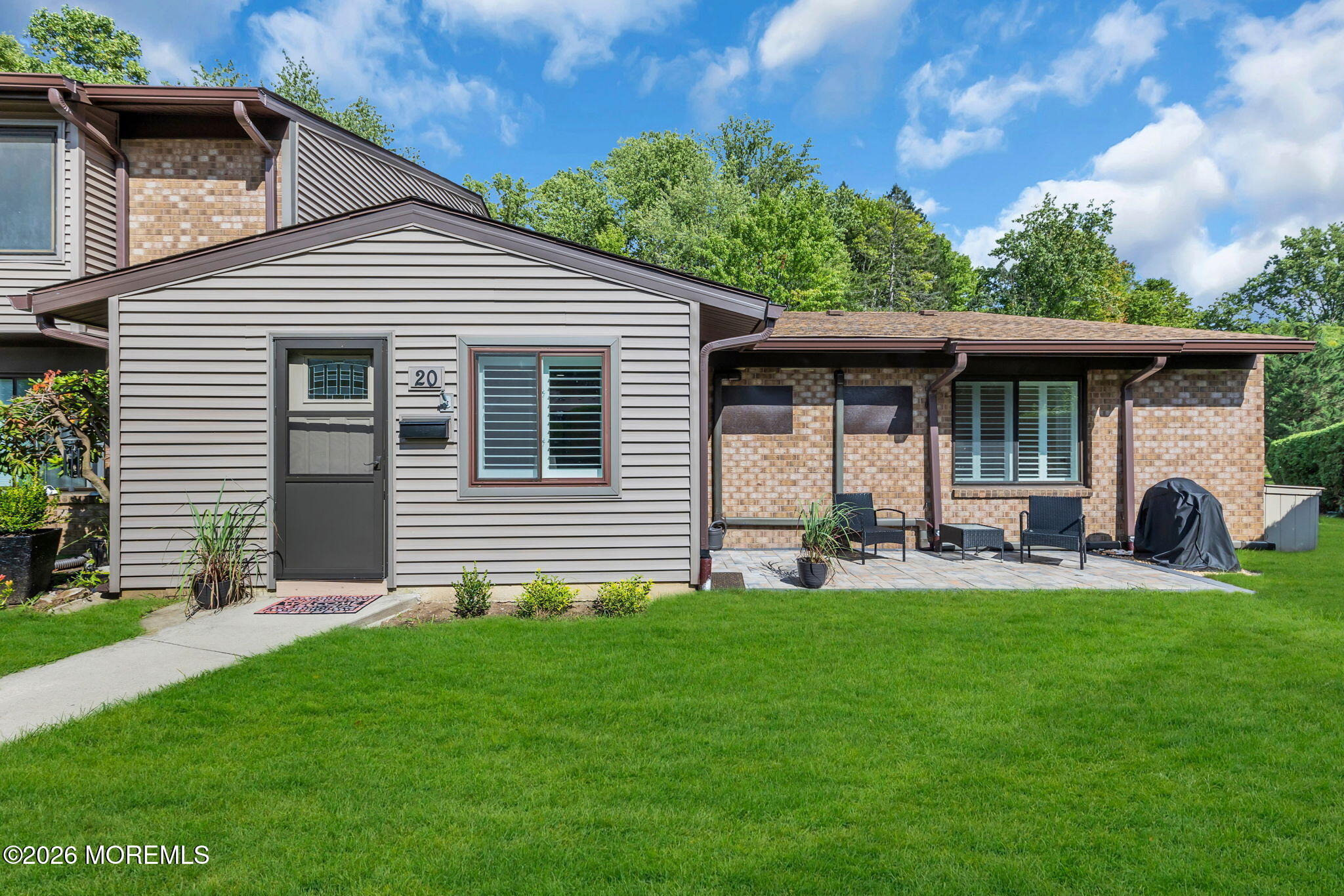 Lexington Ct, Red Bank, NJ 07701