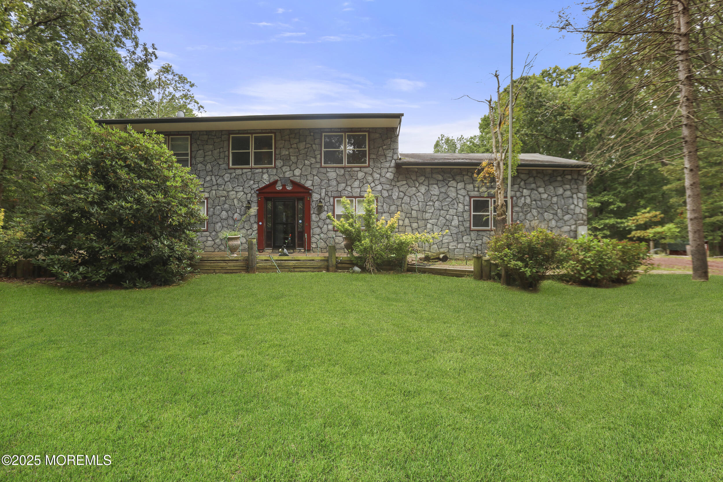 Hidden Hollow Ct, Jackson, NJ 08527
