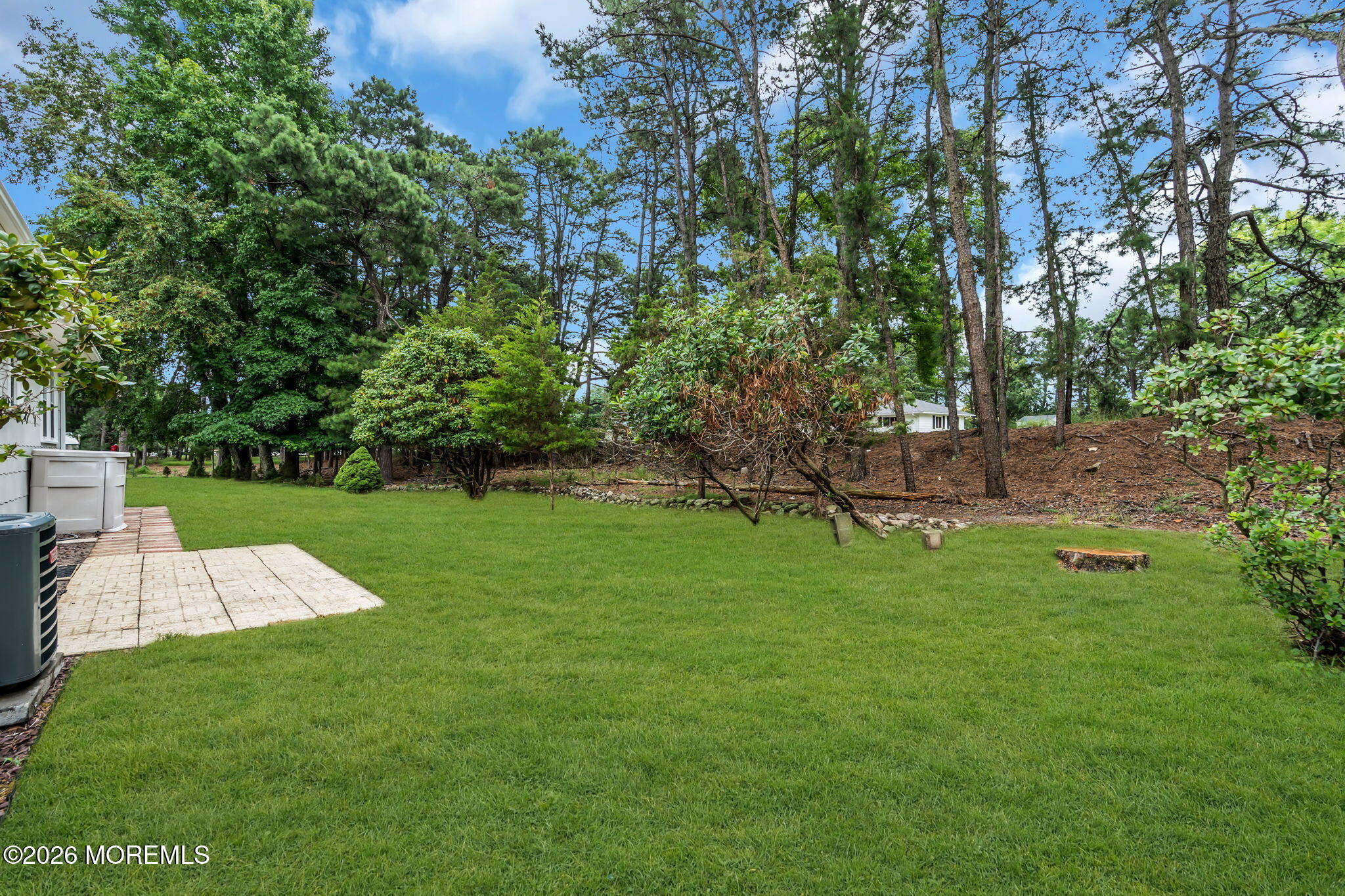 Castleton Dr, Toms River, NJ 08757