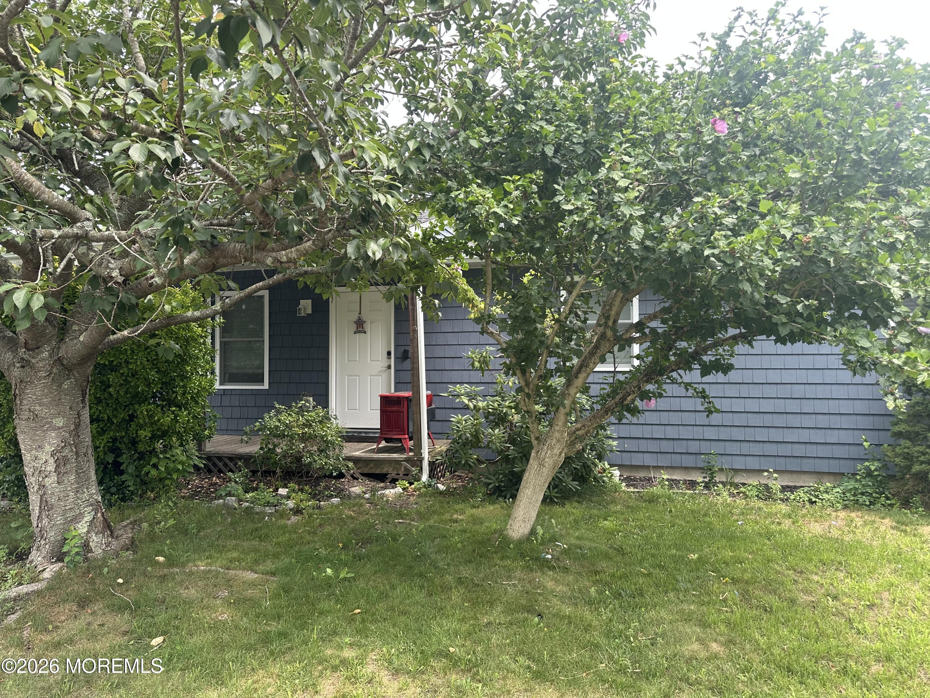 Pacific Ave, Beachwood, NJ 08722
