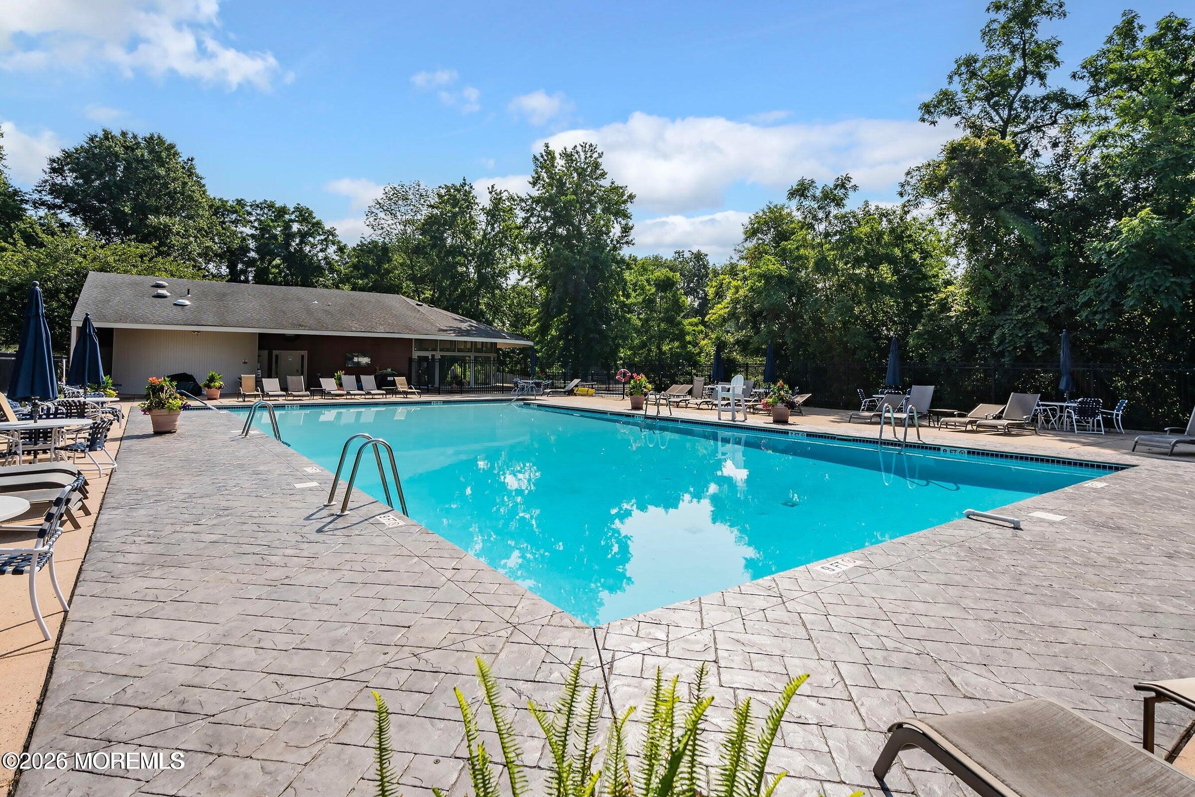 Gloria Ct, Tinton Falls, NJ 07724