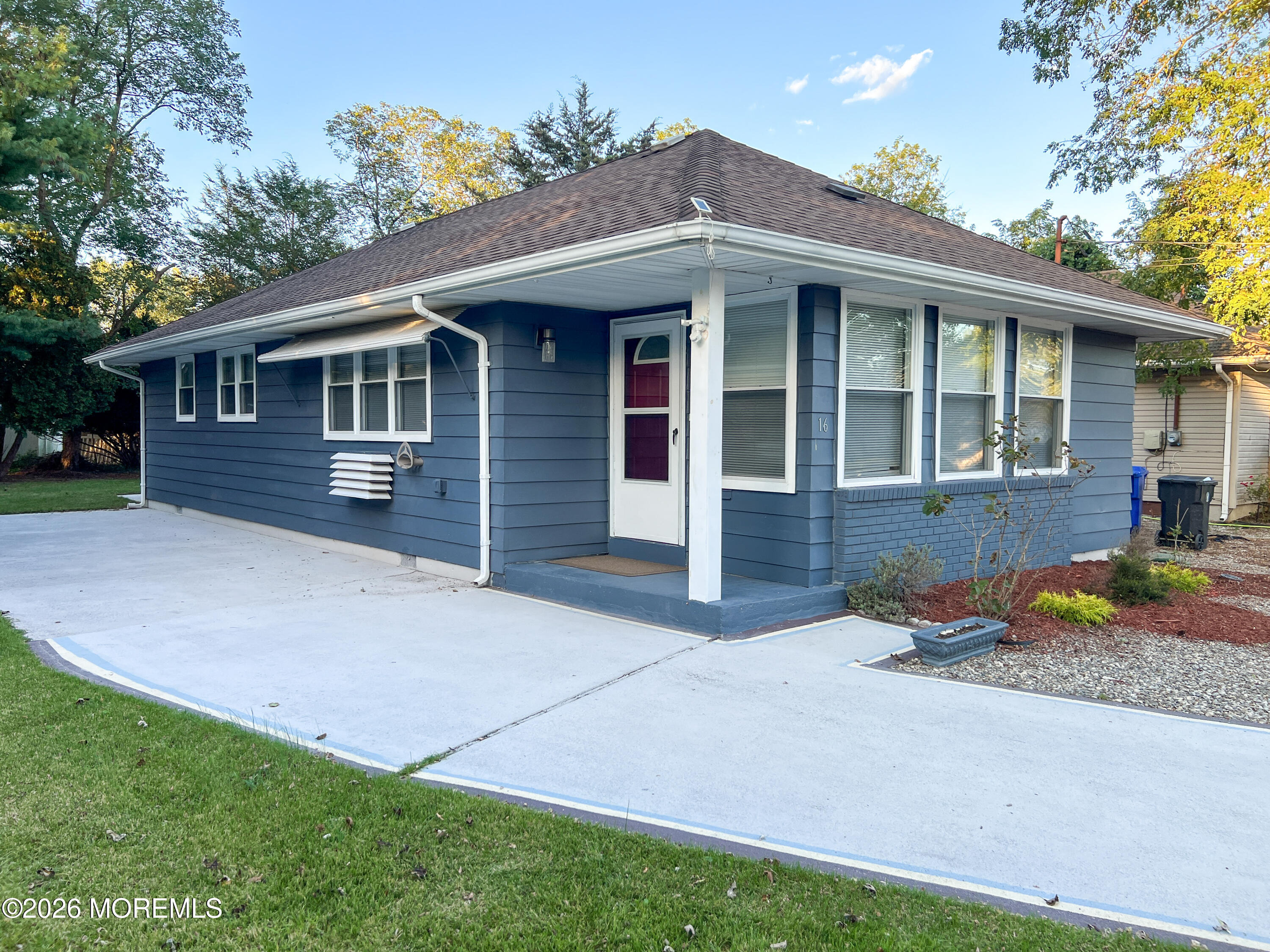Catskill Ct, Toms River, NJ 08753