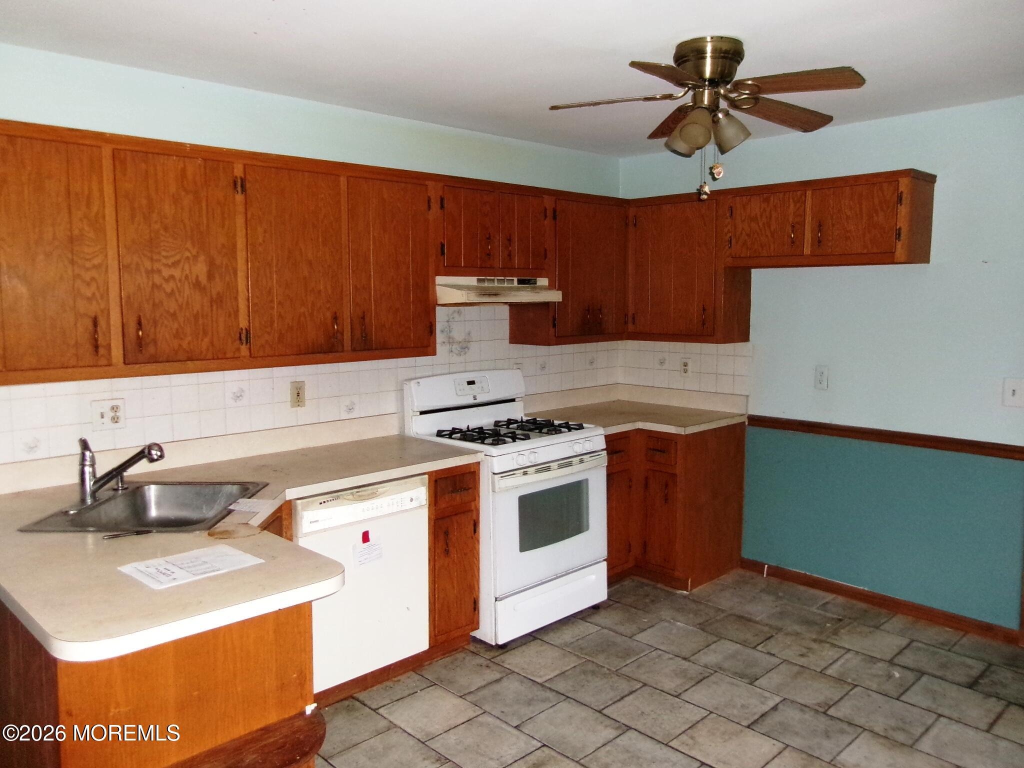 Seaman Ave, Beachwood, NJ 08722 #1