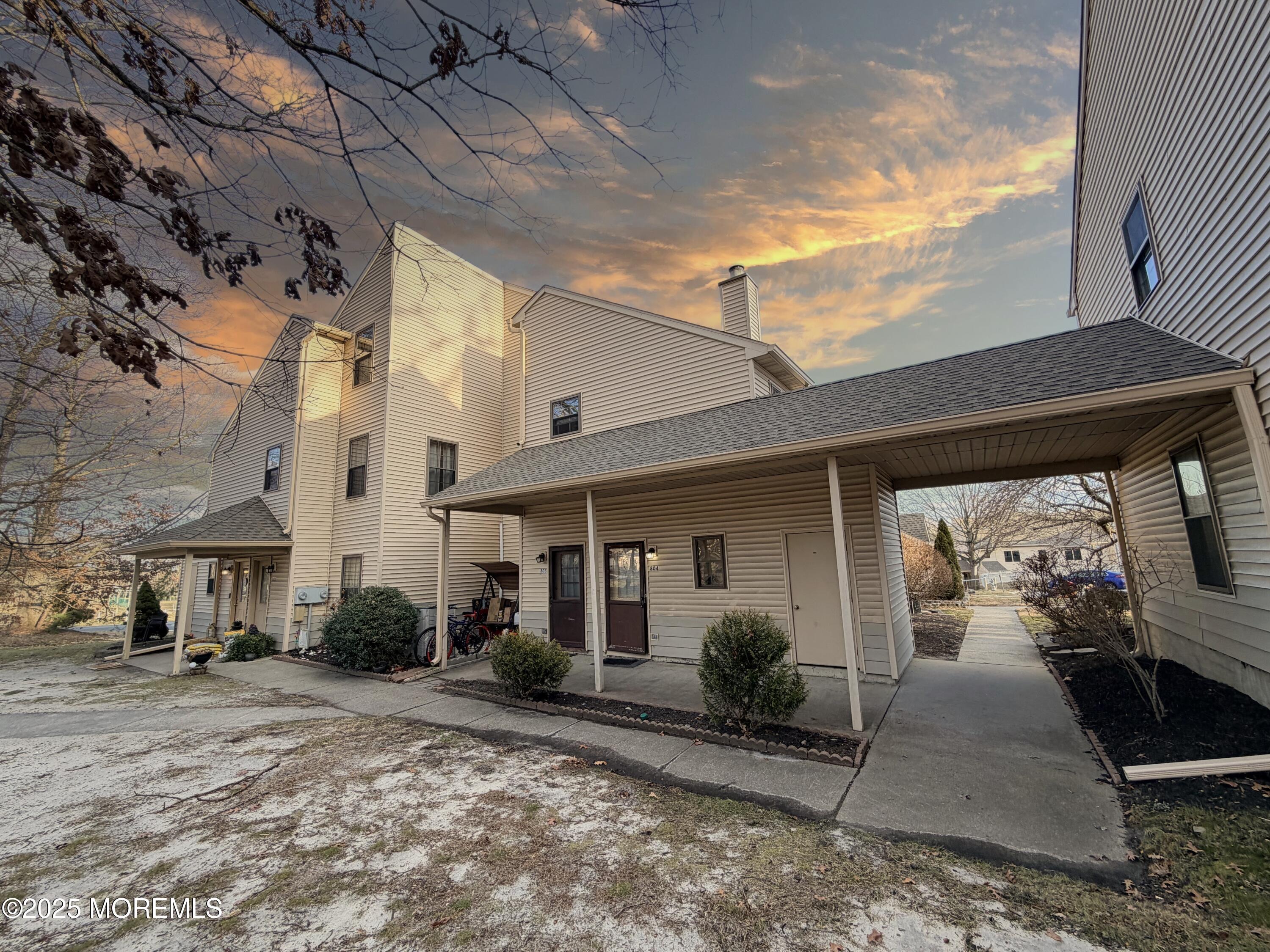 Ivy Ct, Jackson, NJ 08527