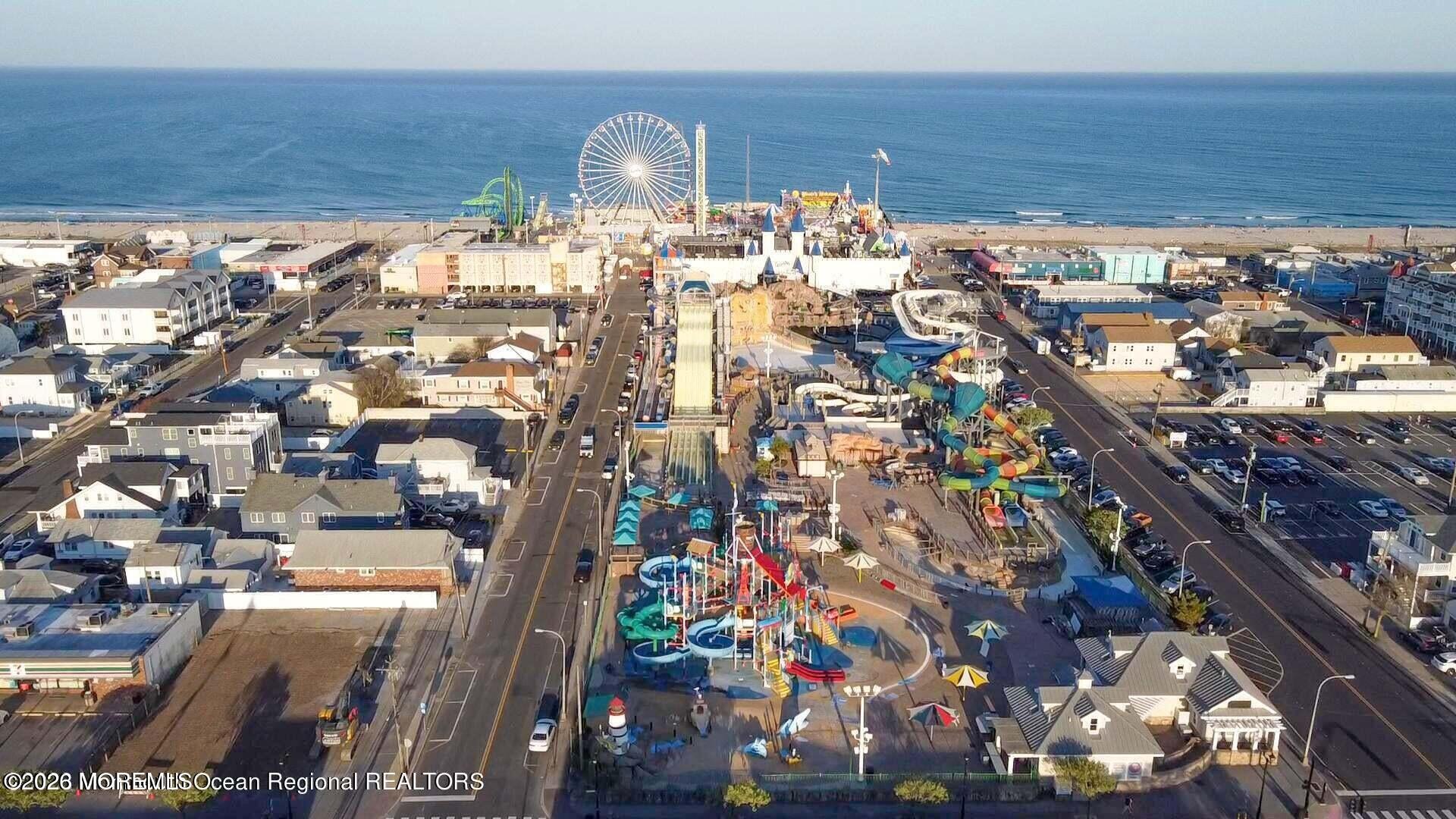 Boulevard , Seaside Heights, NJ 08751