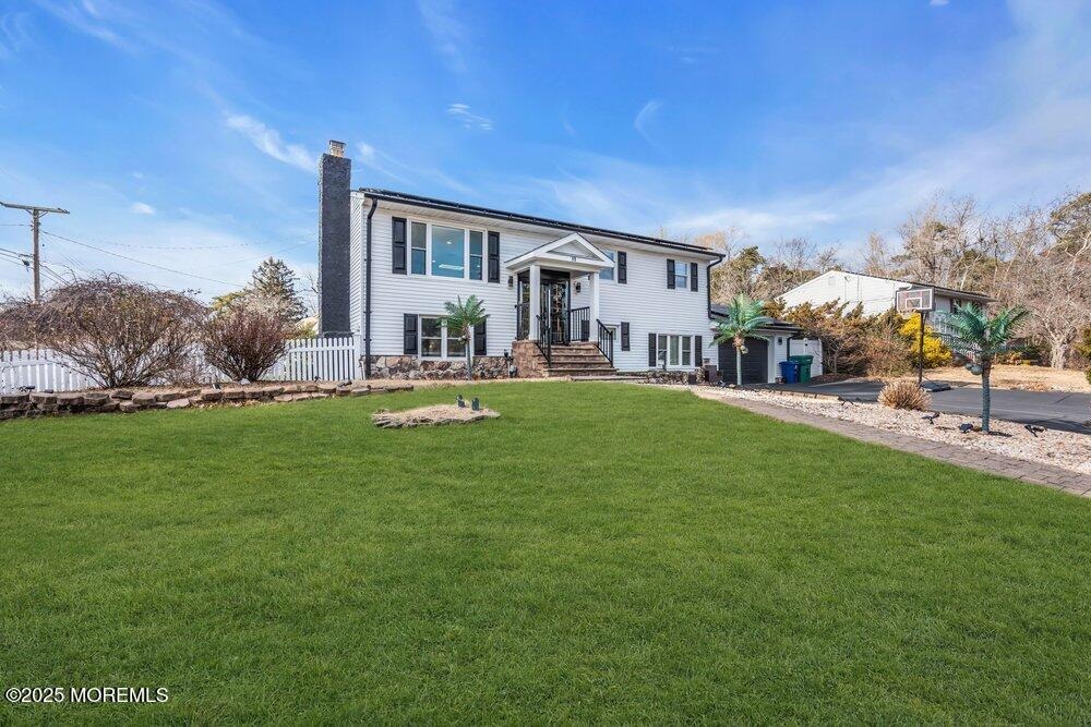 Beacon St, Jackson, NJ 08527