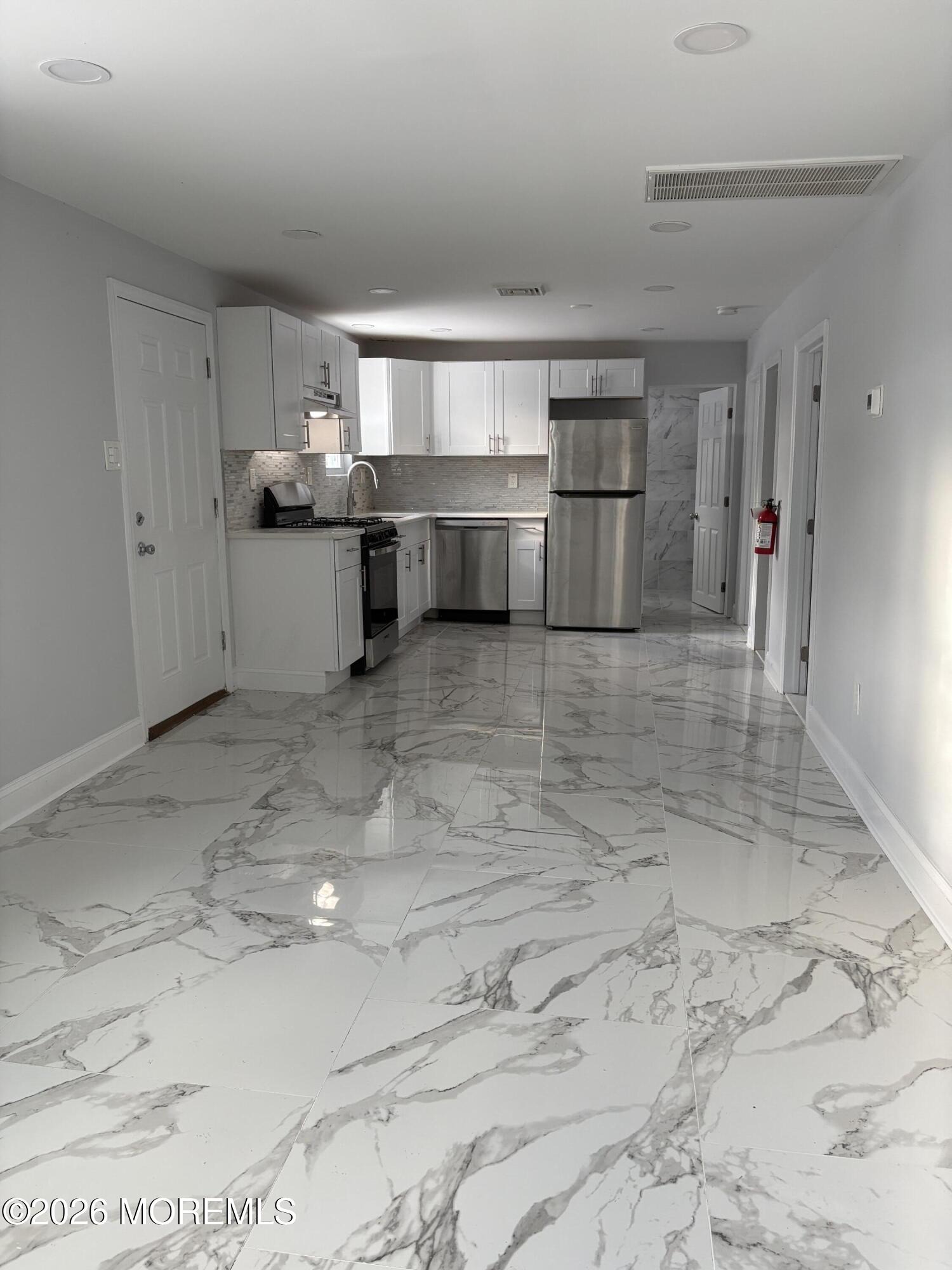 Floyd Ln, Little Egg Harbor Twp, NJ 08087