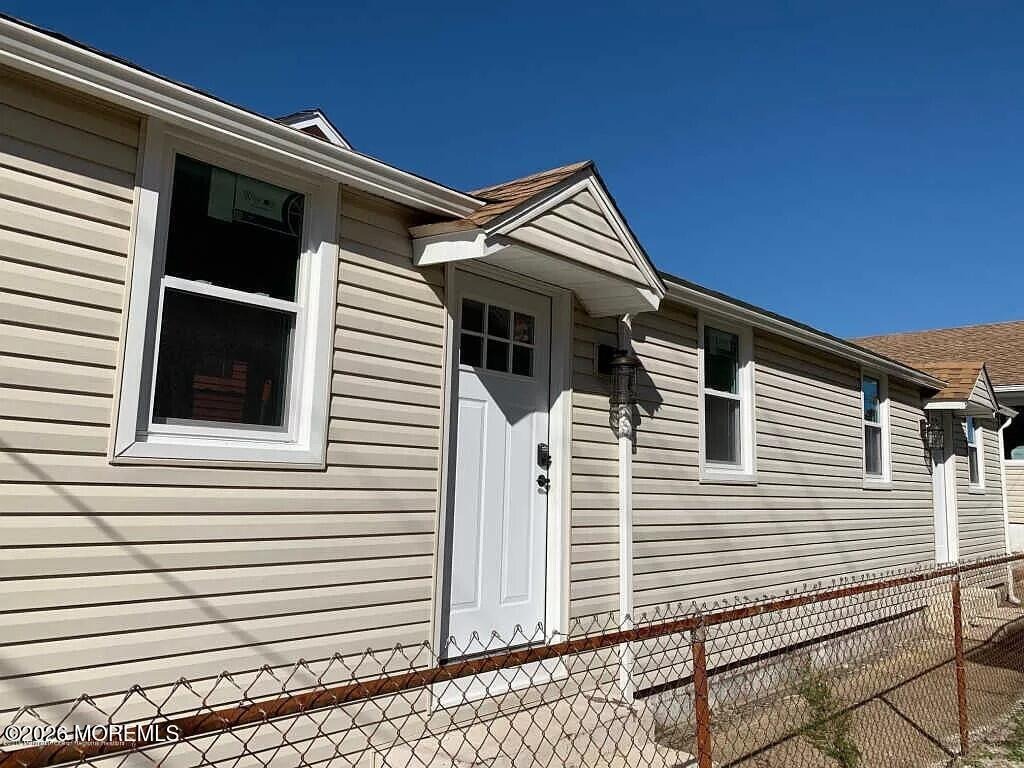 Sherman Ave, Seaside Heights, NJ 08751