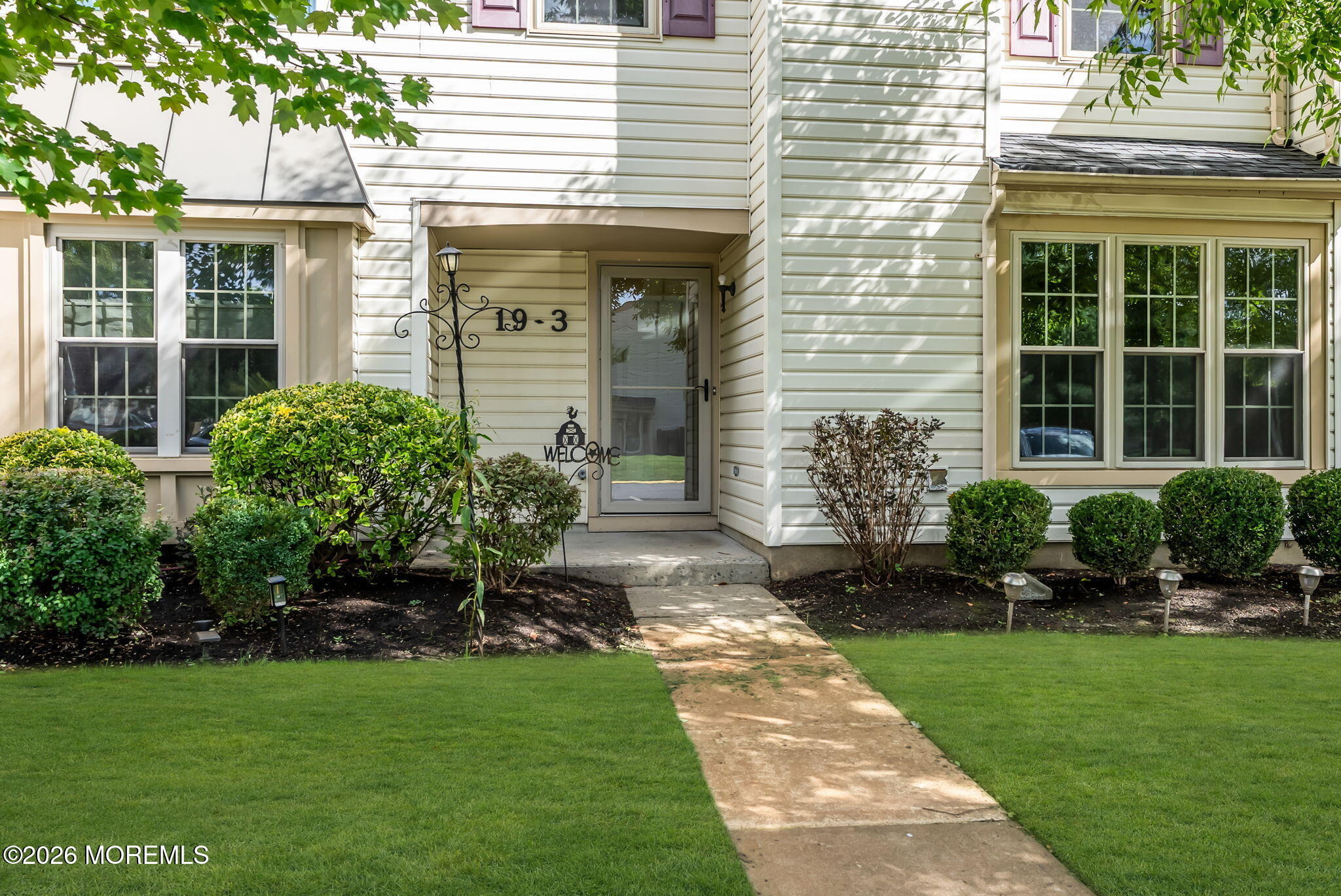 Remington Dr, Freehold, NJ 07728