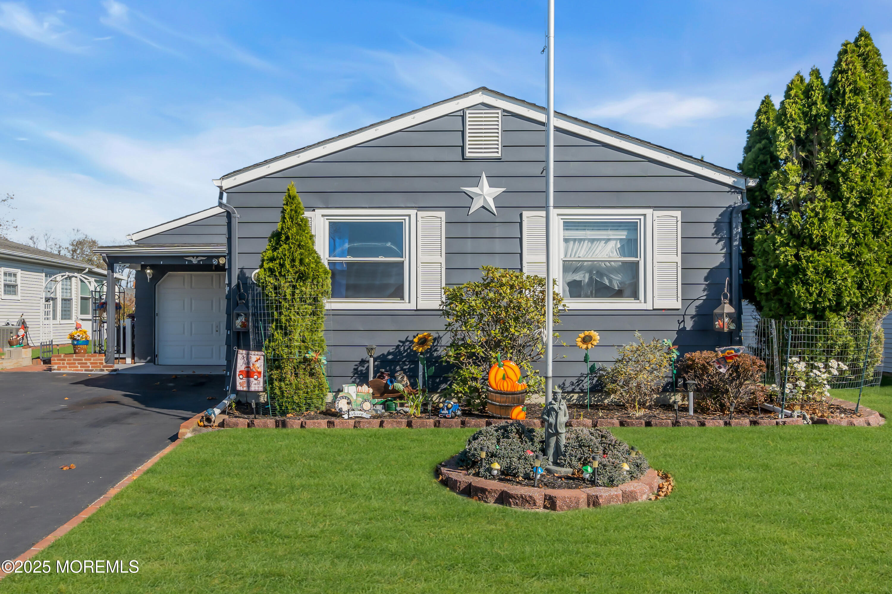 Miramar Ct, Toms River, NJ 08757