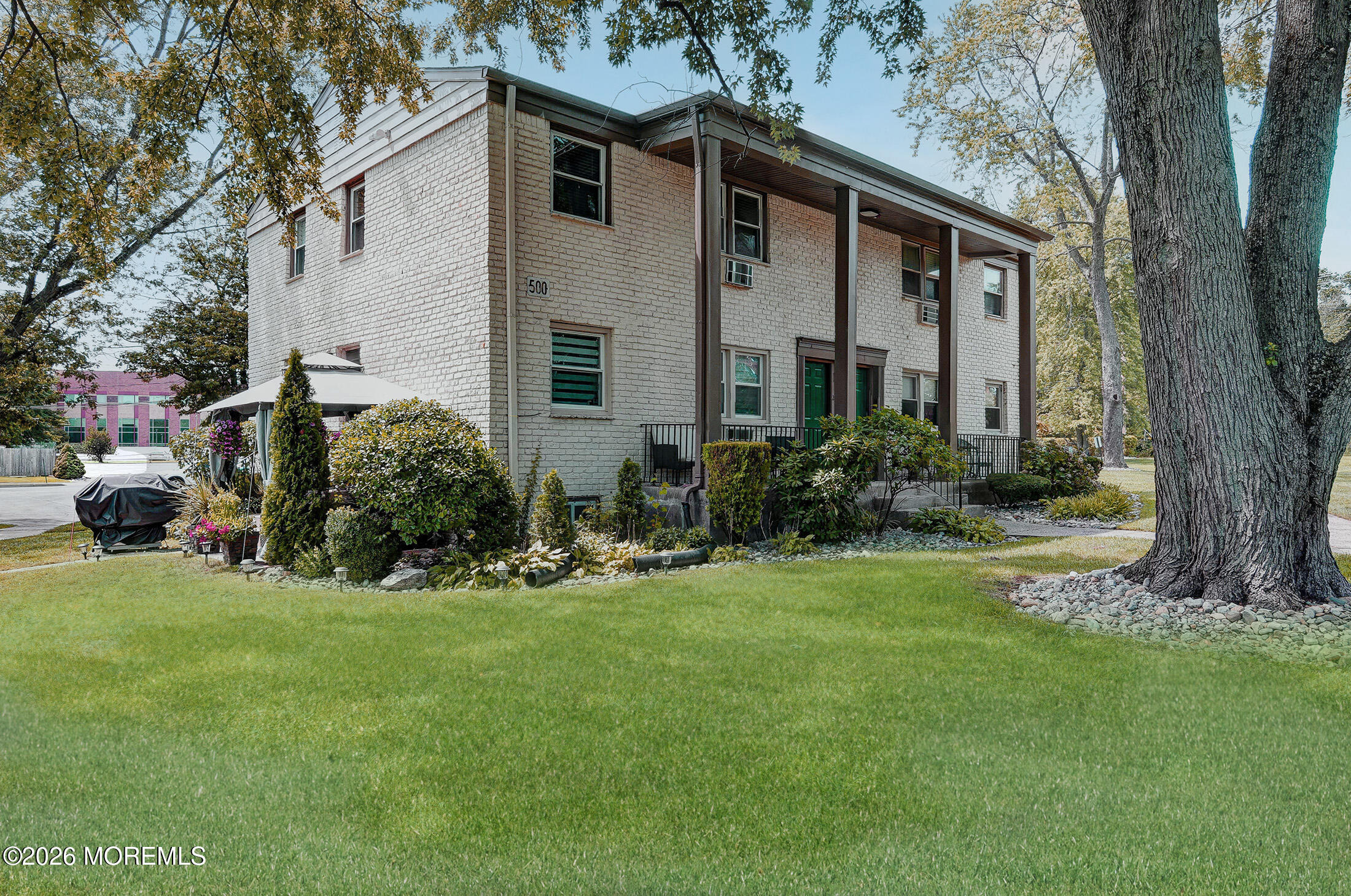 Cliffwood Ave, Matawan, NJ 07747