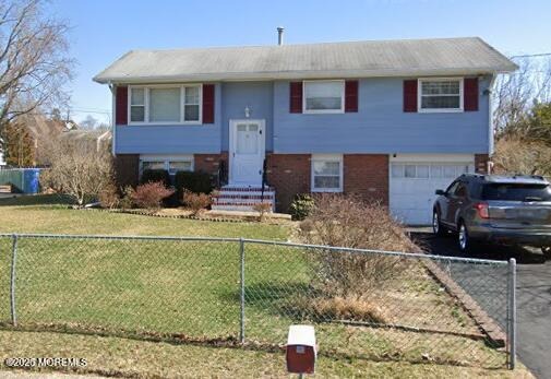 Fountain Dr, Toms River, NJ 08753